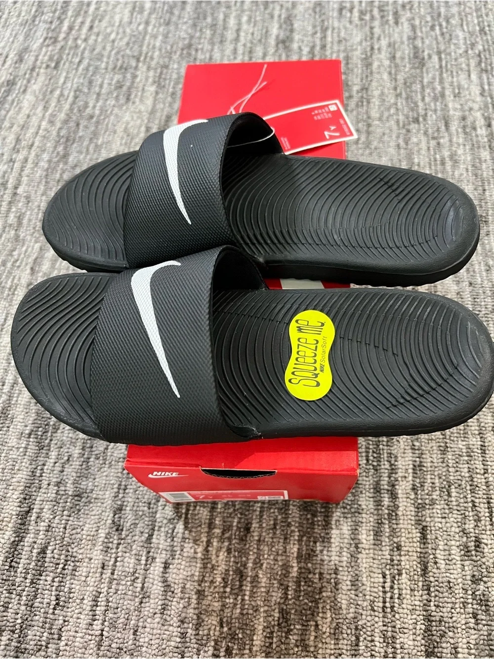 Nike Black & White Slide Sandals Size 7Y